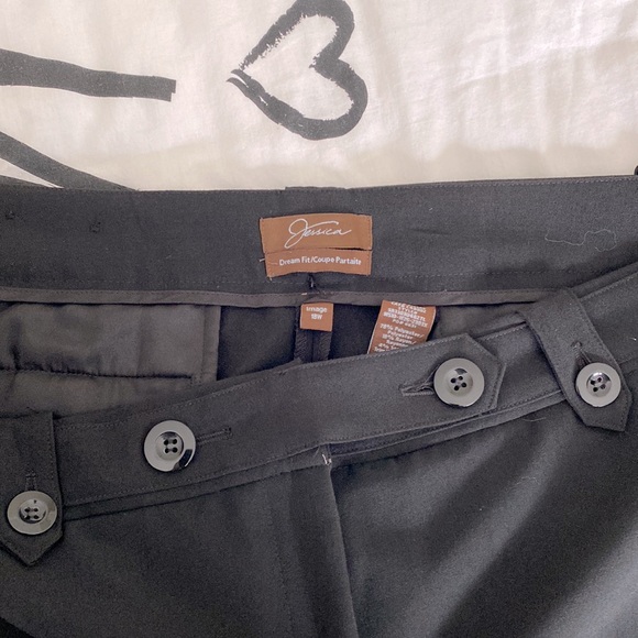 Shorts and Pants Size 18 - Picture 6 of 10